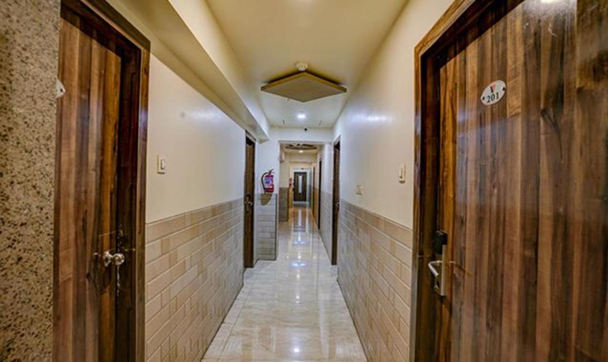 Fabexpress Veera Residency Hotel Mumbai Ngoại thất bức ảnh